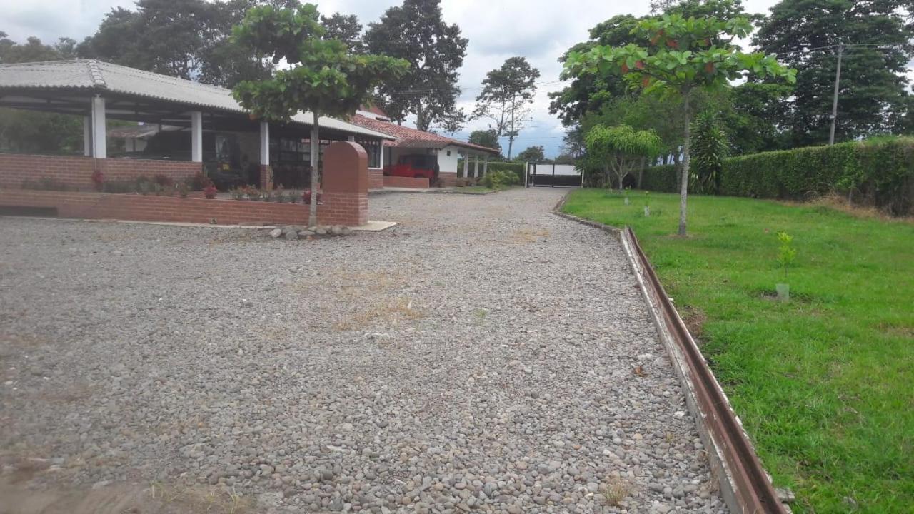 Finca Hotel El Saman De Alto Bonito มอนเตเนโกร ภายนอก รูปภาพ