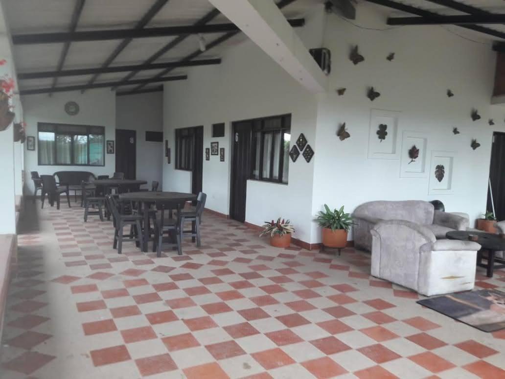 Finca Hotel El Saman De Alto Bonito มอนเตเนโกร ภายนอก รูปภาพ
