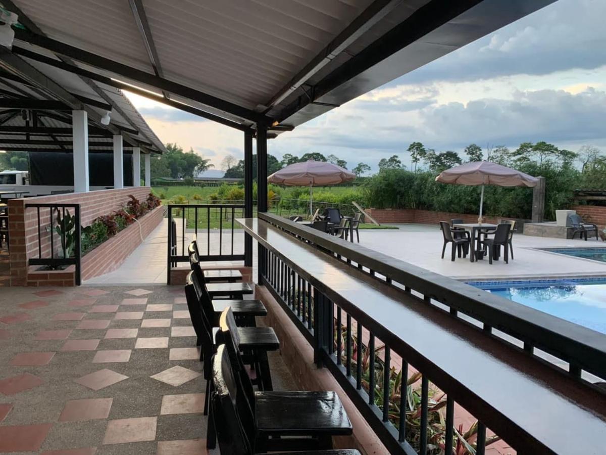 Finca Hotel El Saman De Alto Bonito มอนเตเนโกร ภายนอก รูปภาพ
