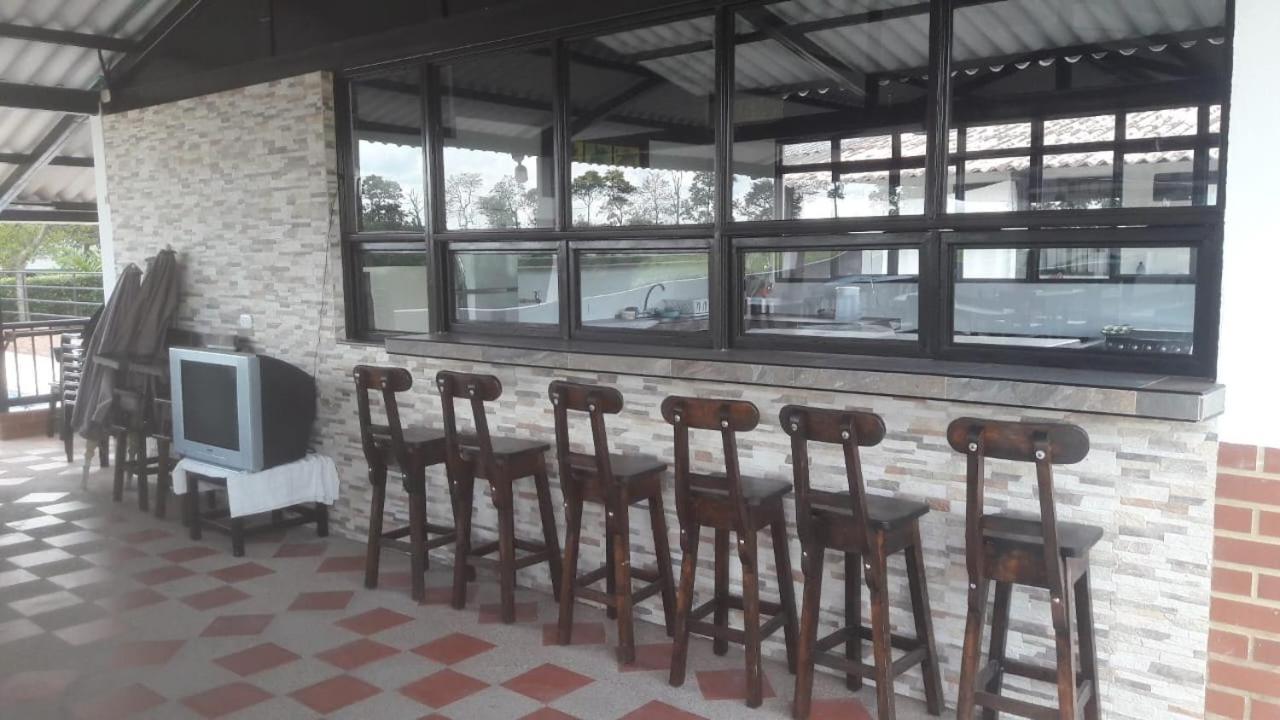 Finca Hotel El Saman De Alto Bonito มอนเตเนโกร ภายนอก รูปภาพ